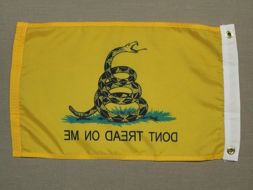 Ojales bandera de nailon teñidos para interiores y exteriores Gadsden Don't Tread On Me todos los tamaños - Imagen 5 de 9
