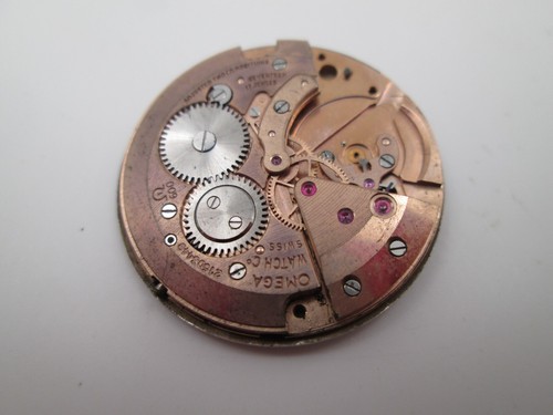 Máquina y esfera Omega. Cuerda manual. Calibre 600. Dial gris. Suiza. 1960 - Imagen 6 de 6