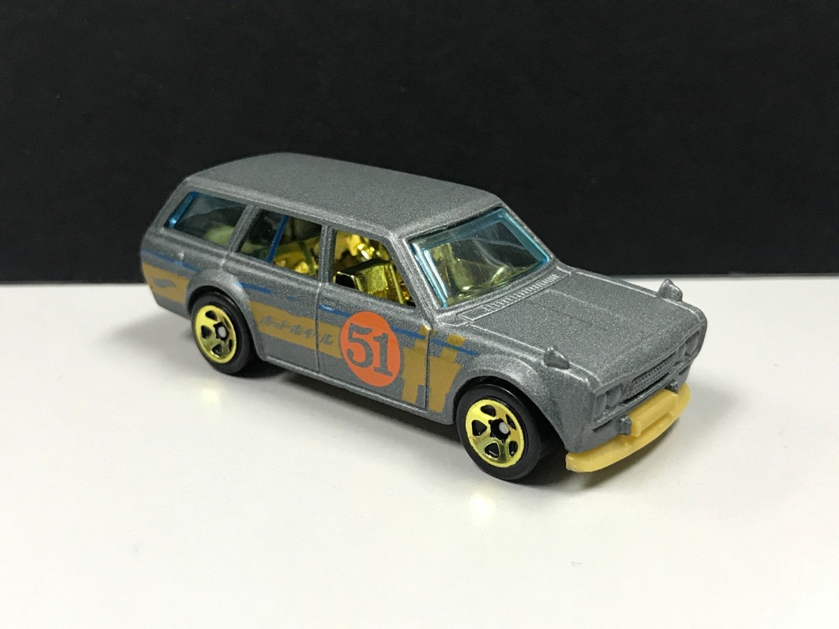 2019 Hot Wheels Black & Gold Series '71 Datsun 510 Wagon Gray