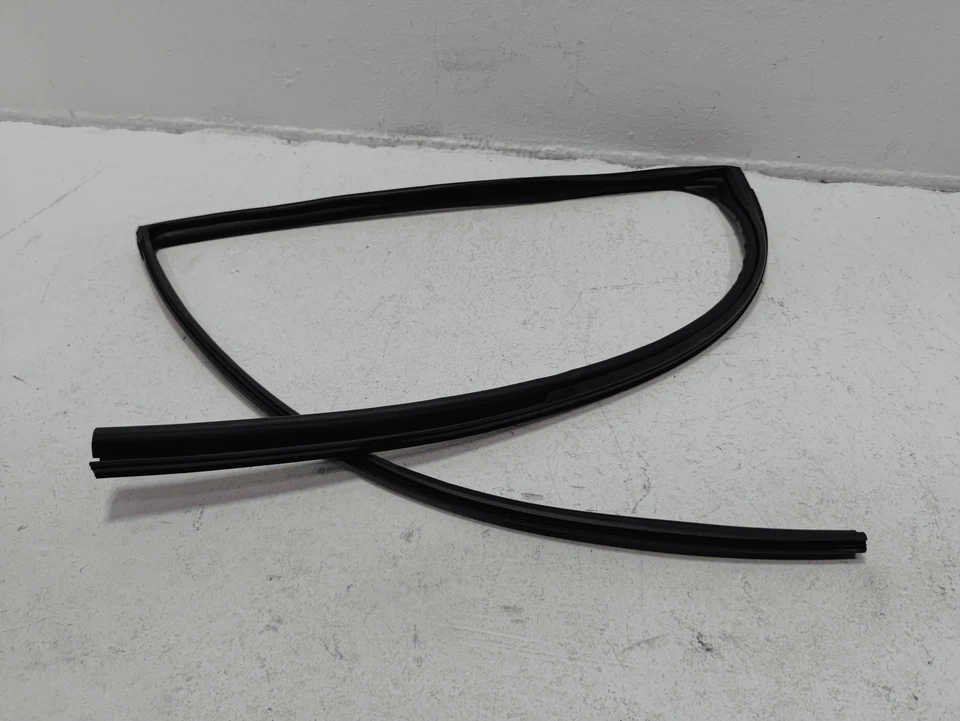 TOYOTA RAV4 2019-2025 PUERTA TRASERA LADO PASAJERO VENTANA VIDRIO CANAL FUNCIONAMIENTO SELLO OEM Foto 4 de 4