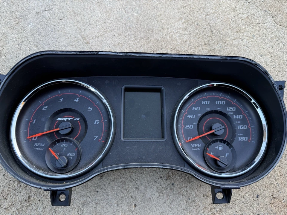 Dodge Charger Srt8 Cluster 2011-2014 Foto 3 de 4