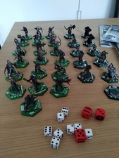 Job Lot Lord Of The Rings Combat Hex with 29 Miniatures, Rules, Maps, Dice