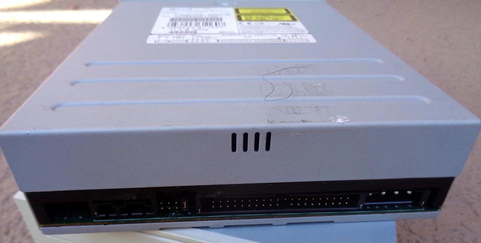 (2) PLEXTOR PX-W5224TA CD-RW DRIVES IDE 40PIN TESTED WORKING - Image 3 of 4