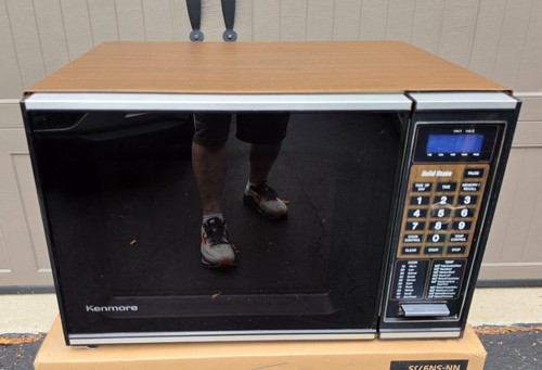 Vintage Sears 1979 Kenmore 99701 Microwave Oven Tested Works Retro 1980s