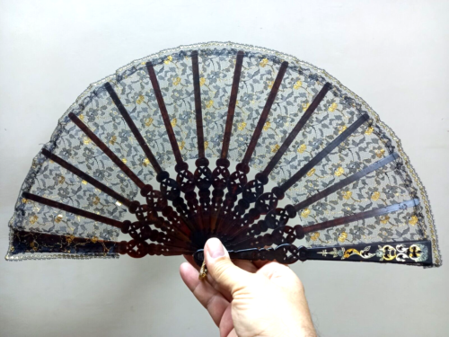 "Antico ventilatore vittoriano intagliato a mano in pizzo Francia fili d'oro bello vecchio 17,4" - Foto 9 di 10