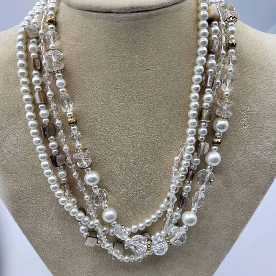 Collar Premier Designs cuentas de cristal de perlas blancas en capas de múltiples hebras 18 pulgadas Foto 3 de 4
