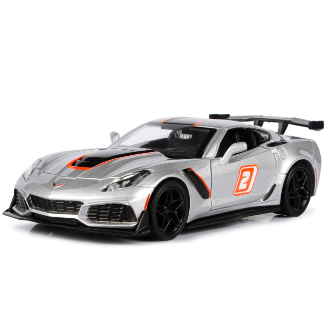 Motormax 1:24 2019 Chevrolet Corvette ZR1 #2 Silver GT Racing Diecast Model Car