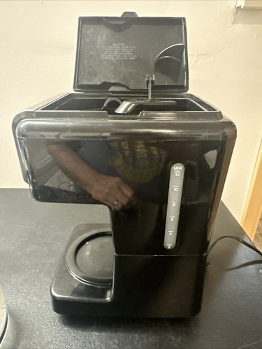 MR COFFEE 12 CUP PROGRAMMABLE BLACK with CHROME ACCENT - Picture 6 of 6