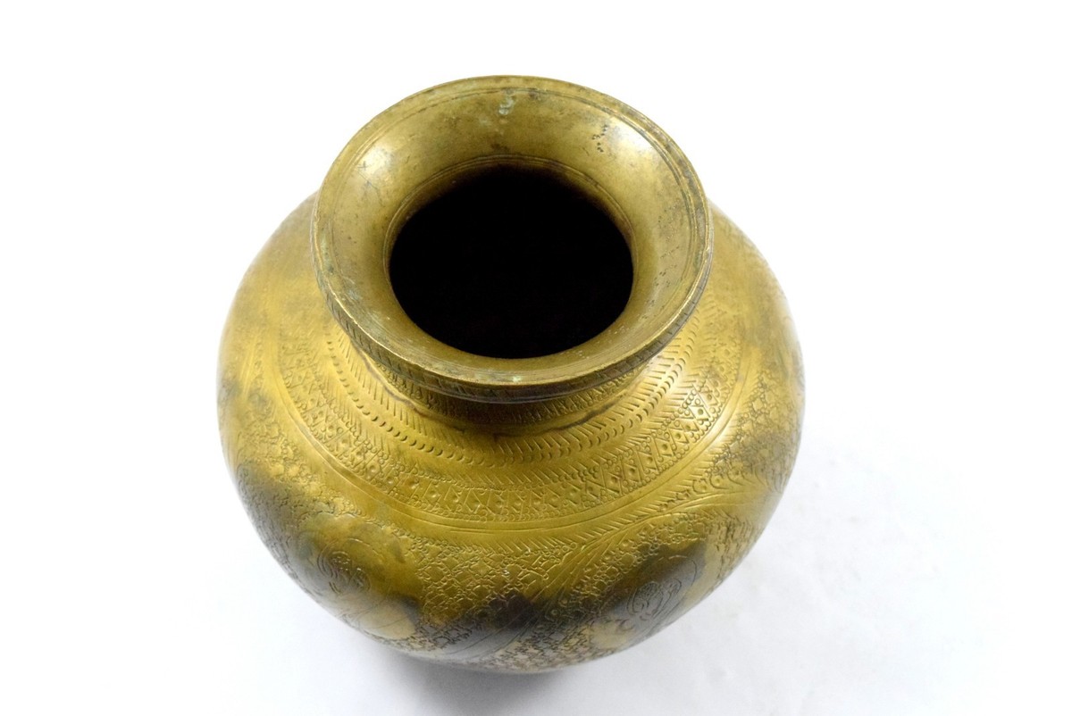 Vintage Heavy brass Water Vessel Old Indian Floral Design