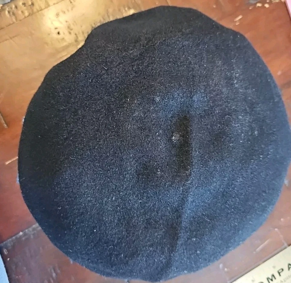 Black Military  Wool Uniform Beret with US Army Blue Flash Sz. 6-7/8 - Image 2 of 4