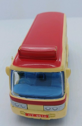 Vintage Friction Diecast Model PUBLIC LIGHT BUS 16 SEATS in good condition - Picture 2 of 9