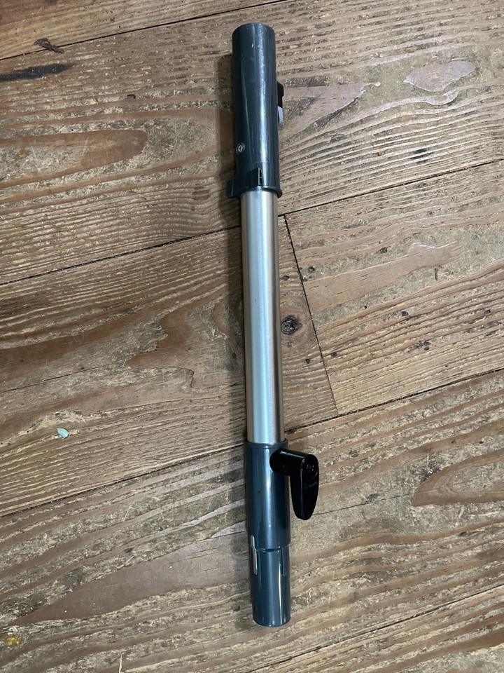 Shark UV550 Lift-Away XL Upright Corded Vacuum Cleaner In Silver - Foto 3