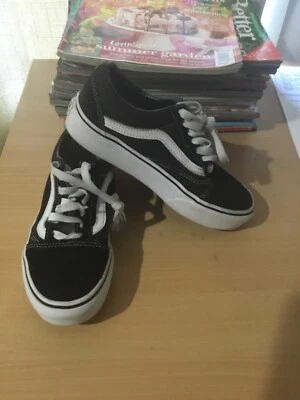 size 4 old skool vans