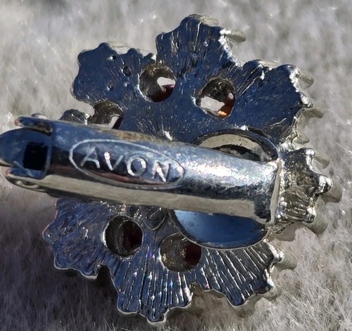 Vintage NINA RICCI FOR AVON Pink Rhinestone Enamel Flower Silver Clip Earrings - Picture 6 of 8