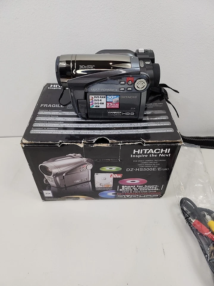 Hitachi DZ-HS500E PAL Hybrid Camcorder Video Camera Recorder DVD HDD 30GB Drive - Image 3 of 4
