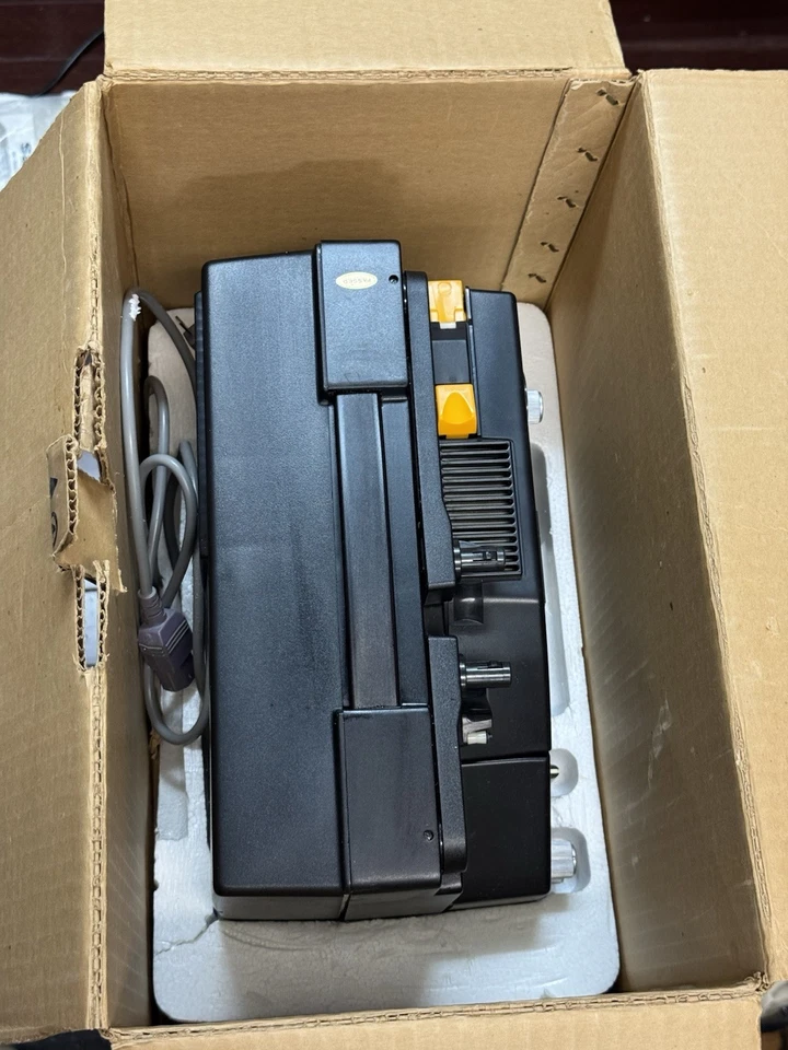 Película de colección Sankyo Sound-700 Super 8 proyector sonido 700 Foto 3 de 4