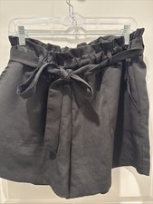 Dizzy Lizzy Women  s Black Shorts Paper Bag Elastic Waist Size L
