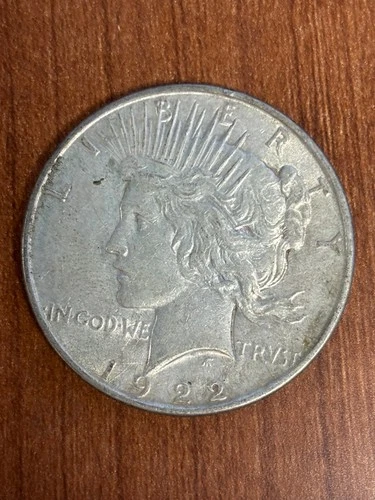 1922-P Peace Dollar (Very Fine)