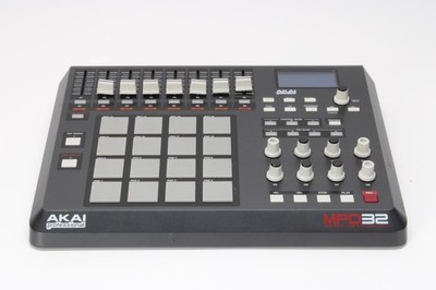 AKAI Professional MPD32 USB/MIDI Pad Controller Unit - Fair Condition