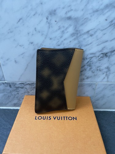 Louis Vuitton Virgil Abloh Card Wallet This Is Not Monogram NWT Card Wallet - Picture 2 of 4