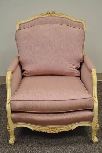 Vintage French Hollywood Regency Style Cream Carved Parlor Fireside Lounge Chair - Picture 2 of 11