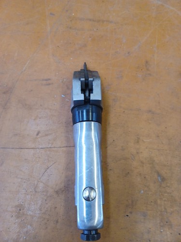 Central Pneumatic Air Inline Metal Shear. - Picture 3 of 5