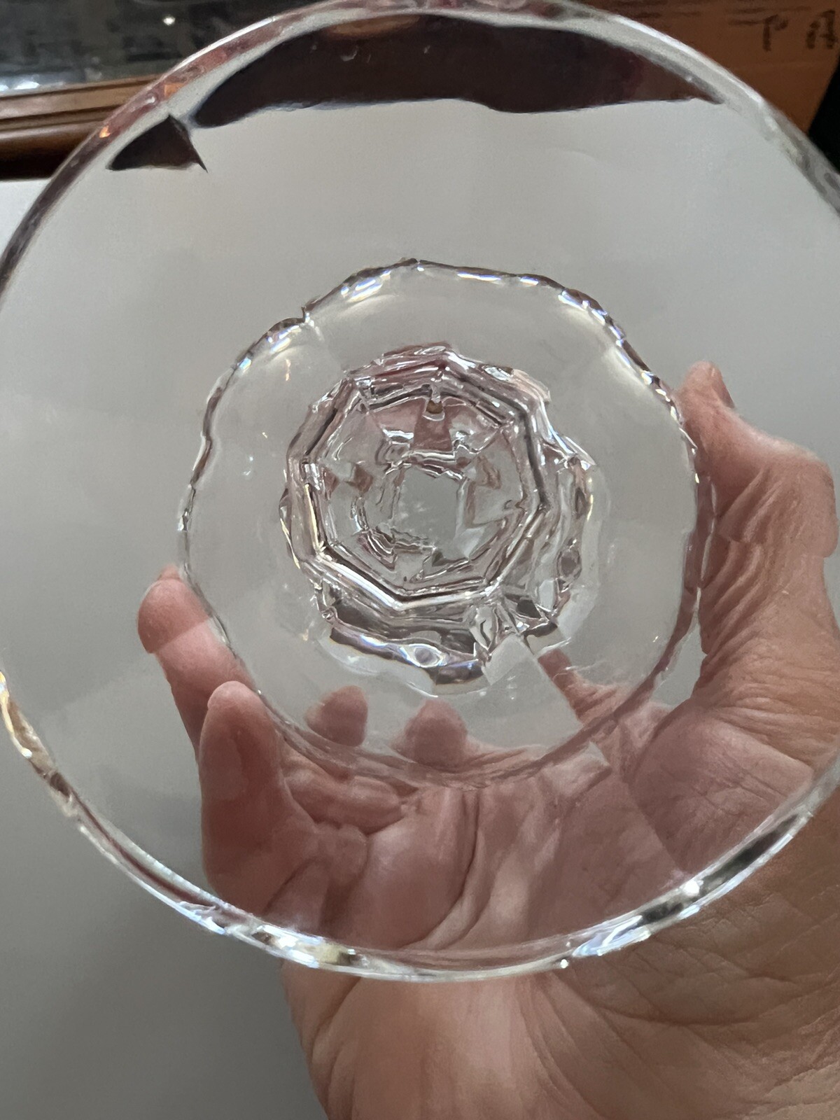 Schott Zwiesel Tango Crystal Wine Glasses 6 3/8" Vertical Cuts