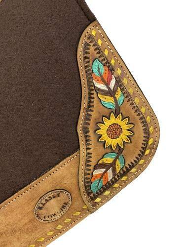 Almohadilla de silla de montar de fieltro estilo barril Klassy 28"" x 30"" con pluma pintada y - Imagen 2 de 2