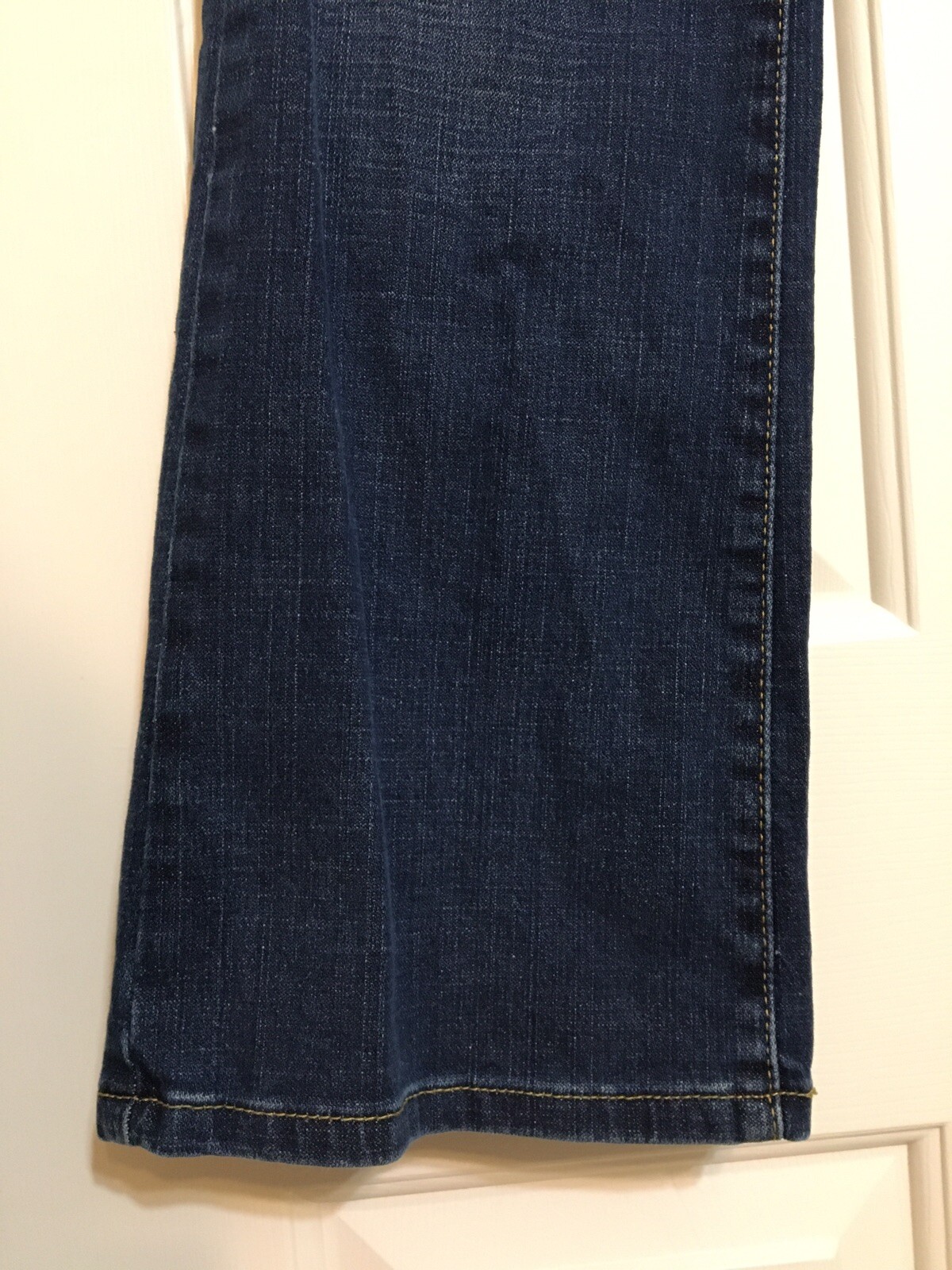 Levi's 515 size 10M bootcut medium washed distres… - image 4