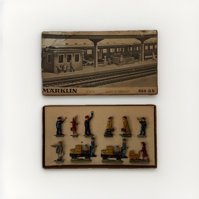 Märklin métal 404 Ga / 0201, coffret de 10 personnages voyageurs et personnel de quai Neuf BO
