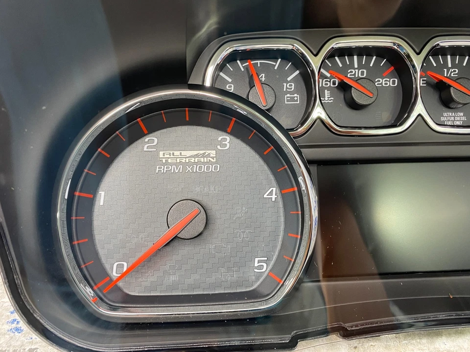 GMC SIERRA 2500 3500 2015-2017 6,6 L instrumento velocímetro cuadro calibre 63 k OEM Foto 2 de 4