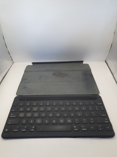APPLE IPAD SMART KEYBOARD A1829 KOMPATIBEL MIT 7/8/9TH GEN/IPAD AIR 5RD GEN/PRO - Bild 1 von 2