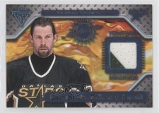 2000-01 Pacific Private Stock Titanium Game-Used Gear Grant Marshall #88 n3t