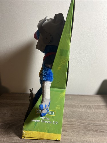 Flying Super Grover 2.0 Sesame Street New In Box Rare! 2011 Hasbro Playskool - Picture 2 of 5