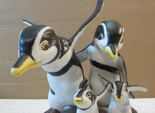 Franklin Mint Whimsical Porcelain Bird Penguin Figure Watch Me! Base 1 Tiny Chip - Picture 6 of 12
