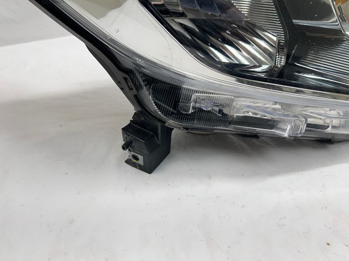 2017 2018 2019 nissan versa note halogen front right oem headlight - Picture 10 of 23