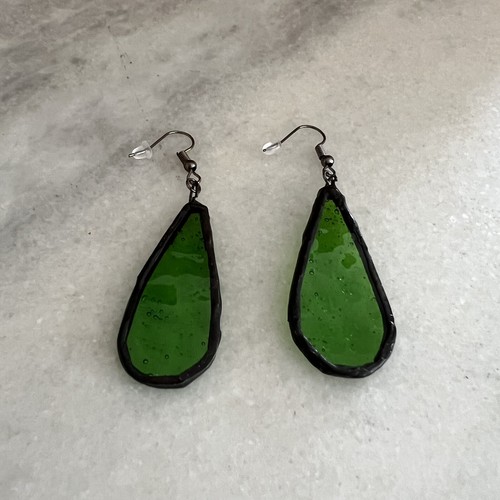 Artisan Handmade Green ๐ Teardrop Stained Glass Pierced Dangling Earrings - Picture 3 of 5