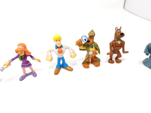 11 Hanna Barbera Scooby Doo Action Figures 6.5cms - Picture 4 of 7