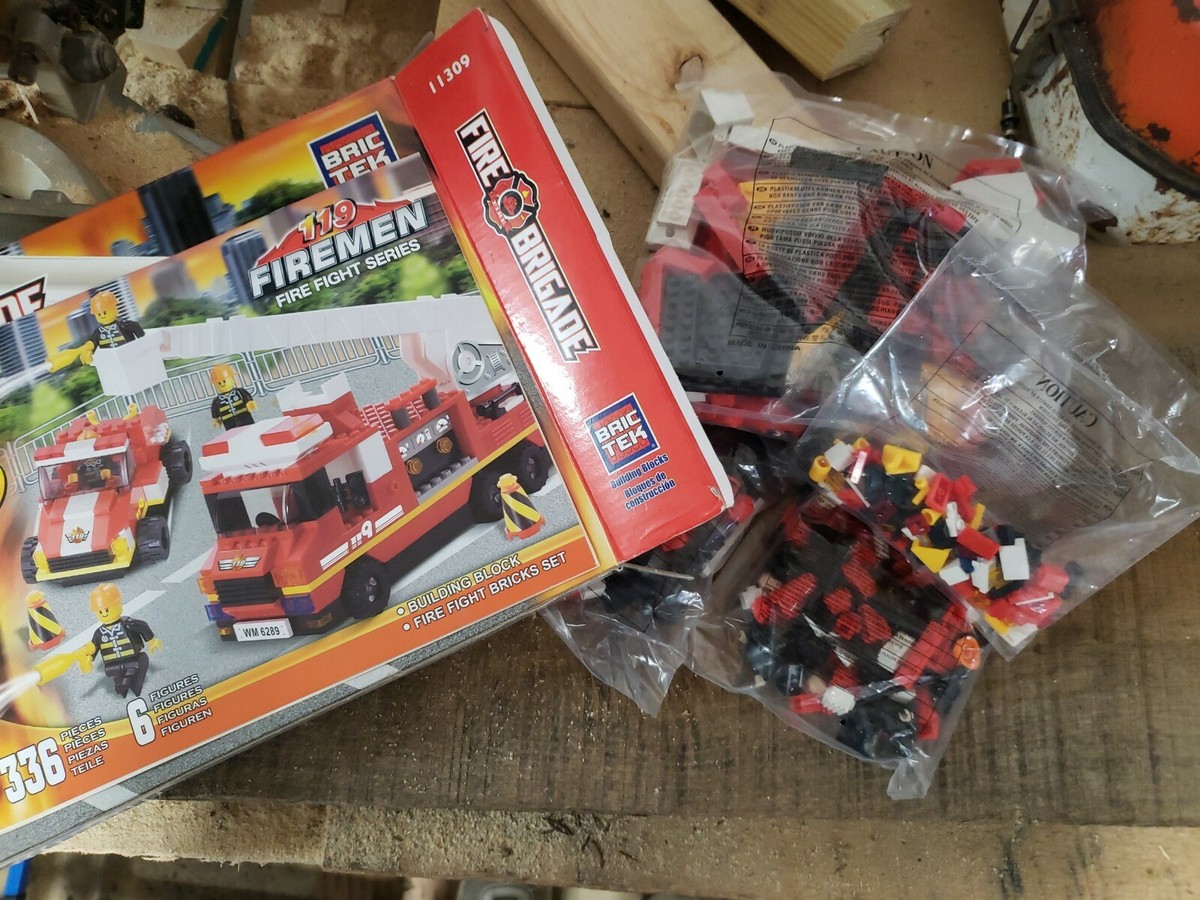 Rare BRICTEK Fire Brigade 11309 Building Blocks 335 pcs Helo