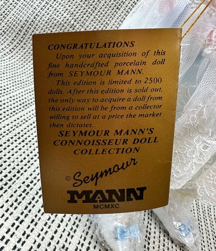 VINTAGE Seymour Mann Connoisseur Collection Heather Porcelain Doll With Stand - Picture 20 of 23