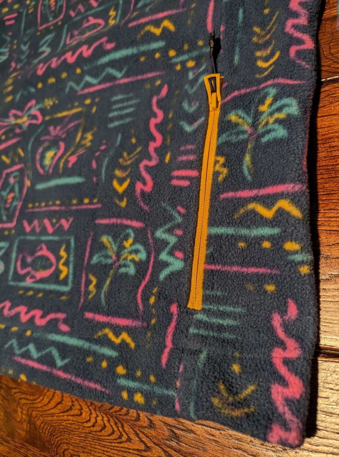 Chubbies Men's Recycled Chilly Vibe Sweatshirt 1/4 Zip Fleece Size Large 