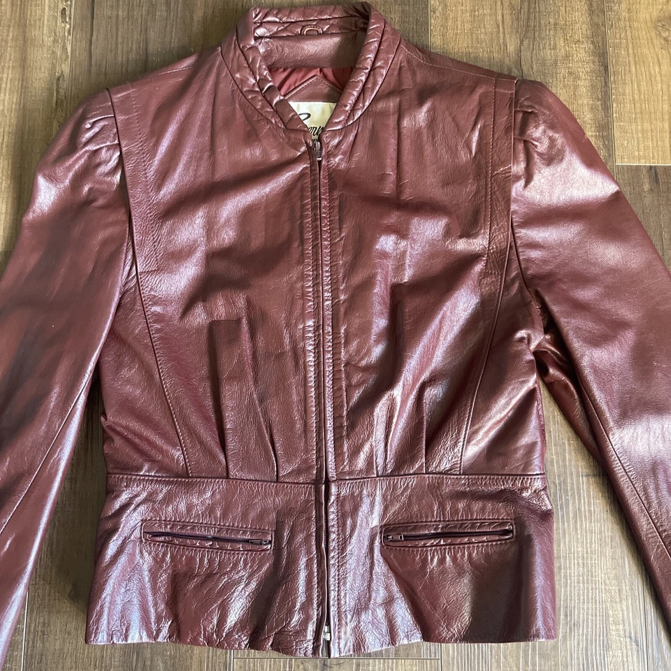 Chaqueta de cuero Bermans vintage años 80 para mujer talla 14 chaqueta de cuero borgoña Foto 2 de 4