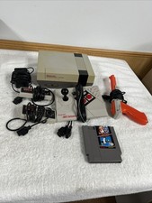 1985 Original NES Nintendo System Console + 4 Controllers + Mario/ Duck Hunt VTG