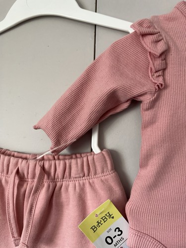 Baby Set Long Sleeve Bodysuit Age 0-3 Months & Pink Jogger Bottoms NEW TAG - Picture 11 of 24