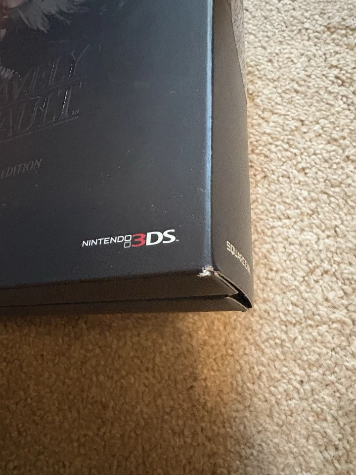 Bravely Default - Edición Coleccionista (Nintendo 3DS) Completo, Casi Como Nuevo Foto 4 de 4