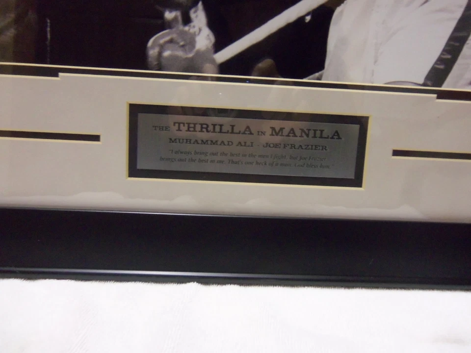 Muhammad Ali-Joe Frasier Thrilla in Manilla--Framed Print-23 inch by 19 Inch - Image 4 of 4