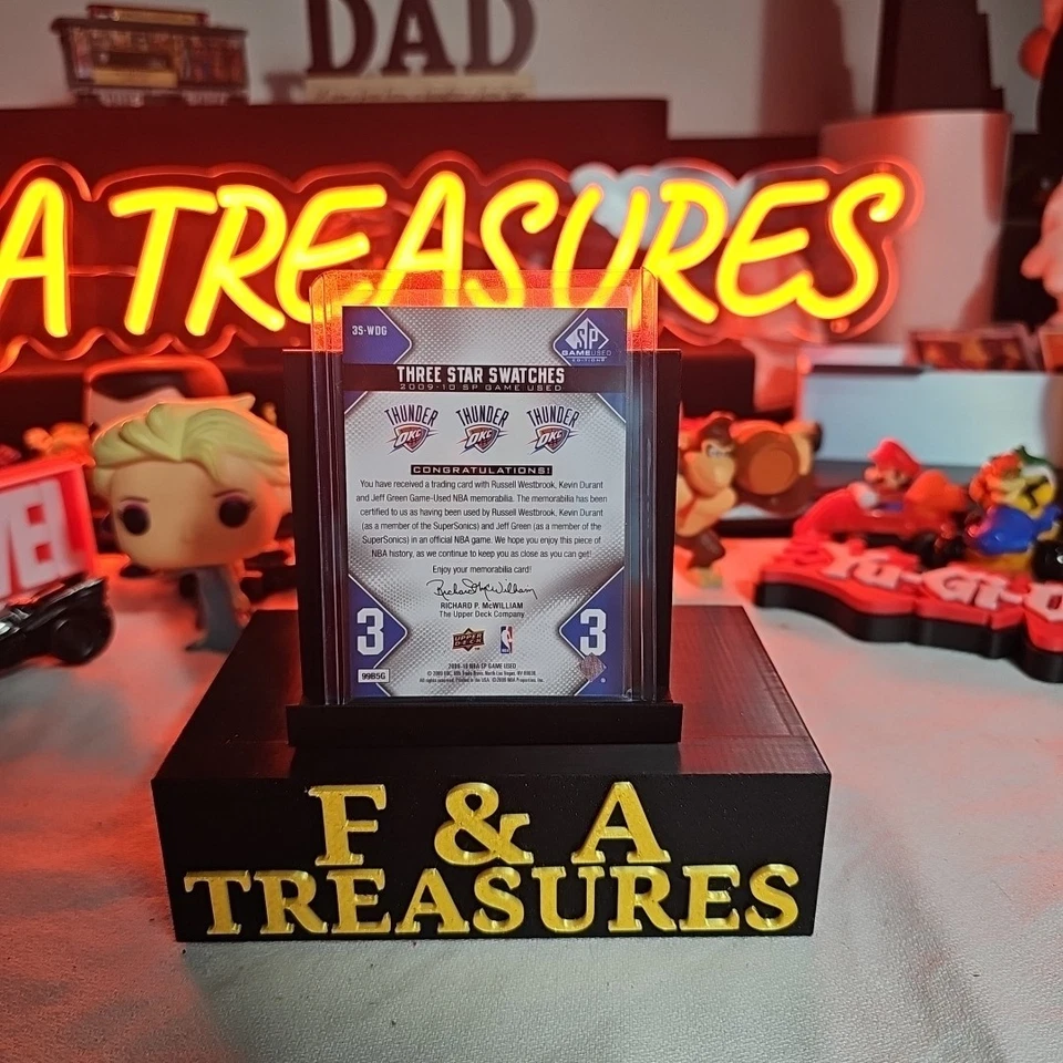 2009-10 SP Game Used Jersey Russell Westbrook Kevin Durant J.Green #3S-WDG 1/35  - Image 2 of 2