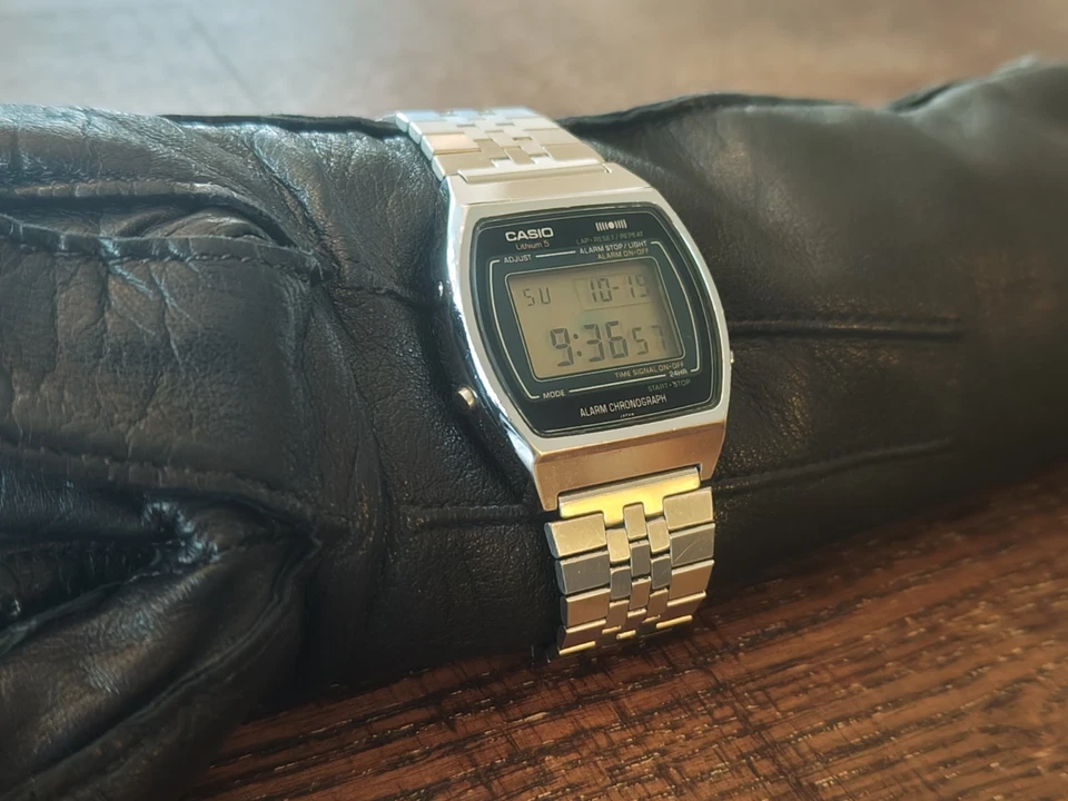 Free shipping Vintage Casio S001 106 Original metal strap from Japan - Image 2 of 4