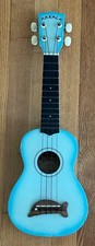 Makala Ukulele Delfino Soprano MK-S Azzurro Scoppio 21” Perfetto per Principianti