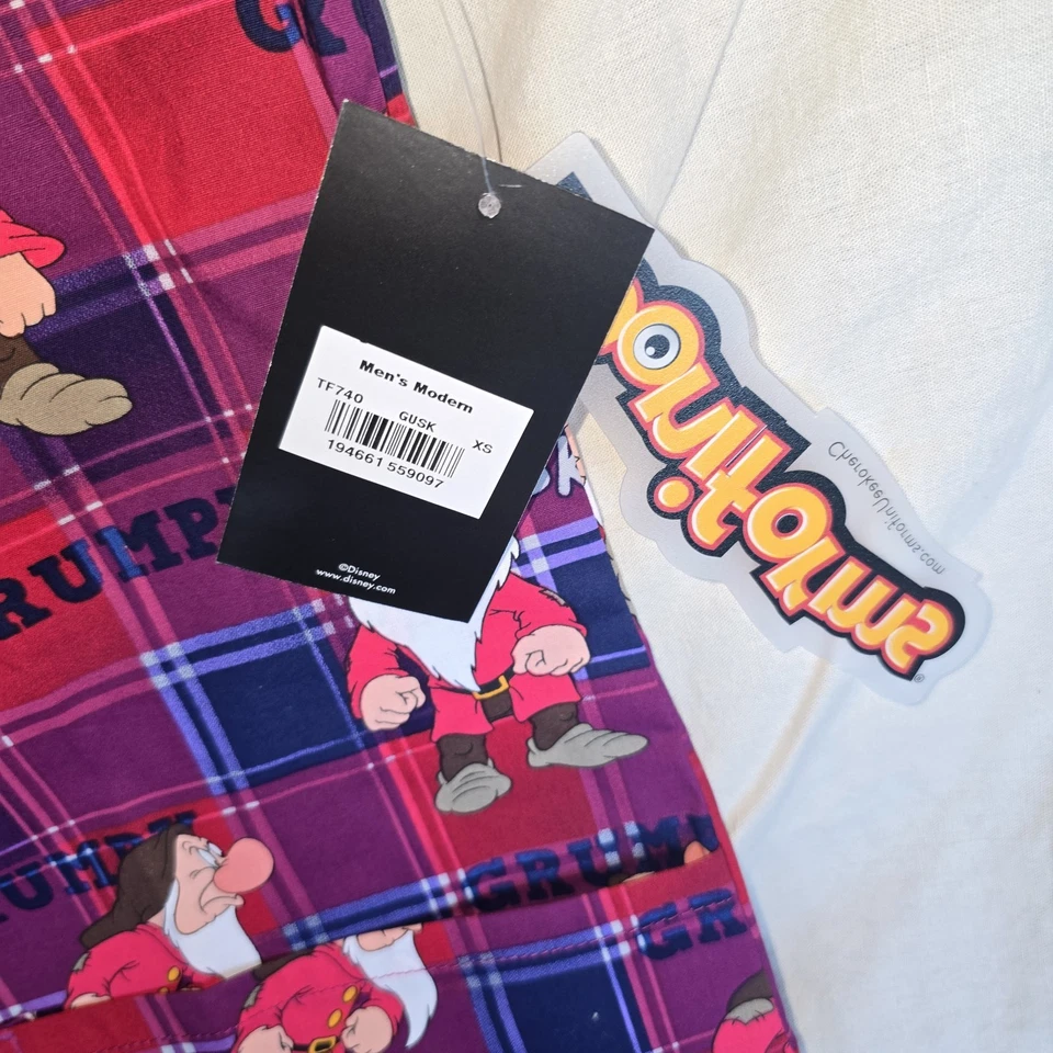 Grumpy Snow White Cherokee Scrubs Disney Tooniforms Men/Women V Neck XS NEW - Image 4 of 4